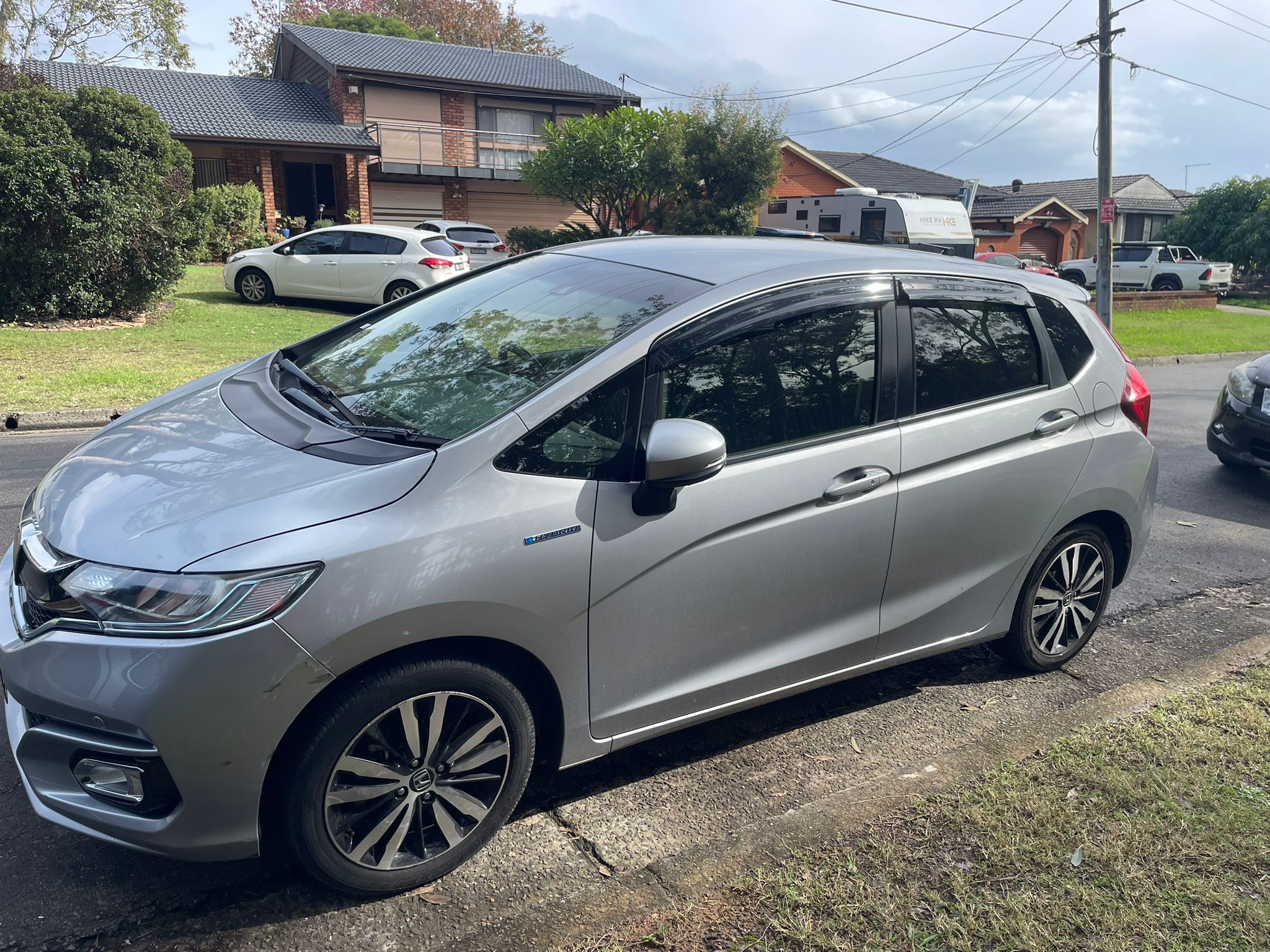 
								Honda Fit full									