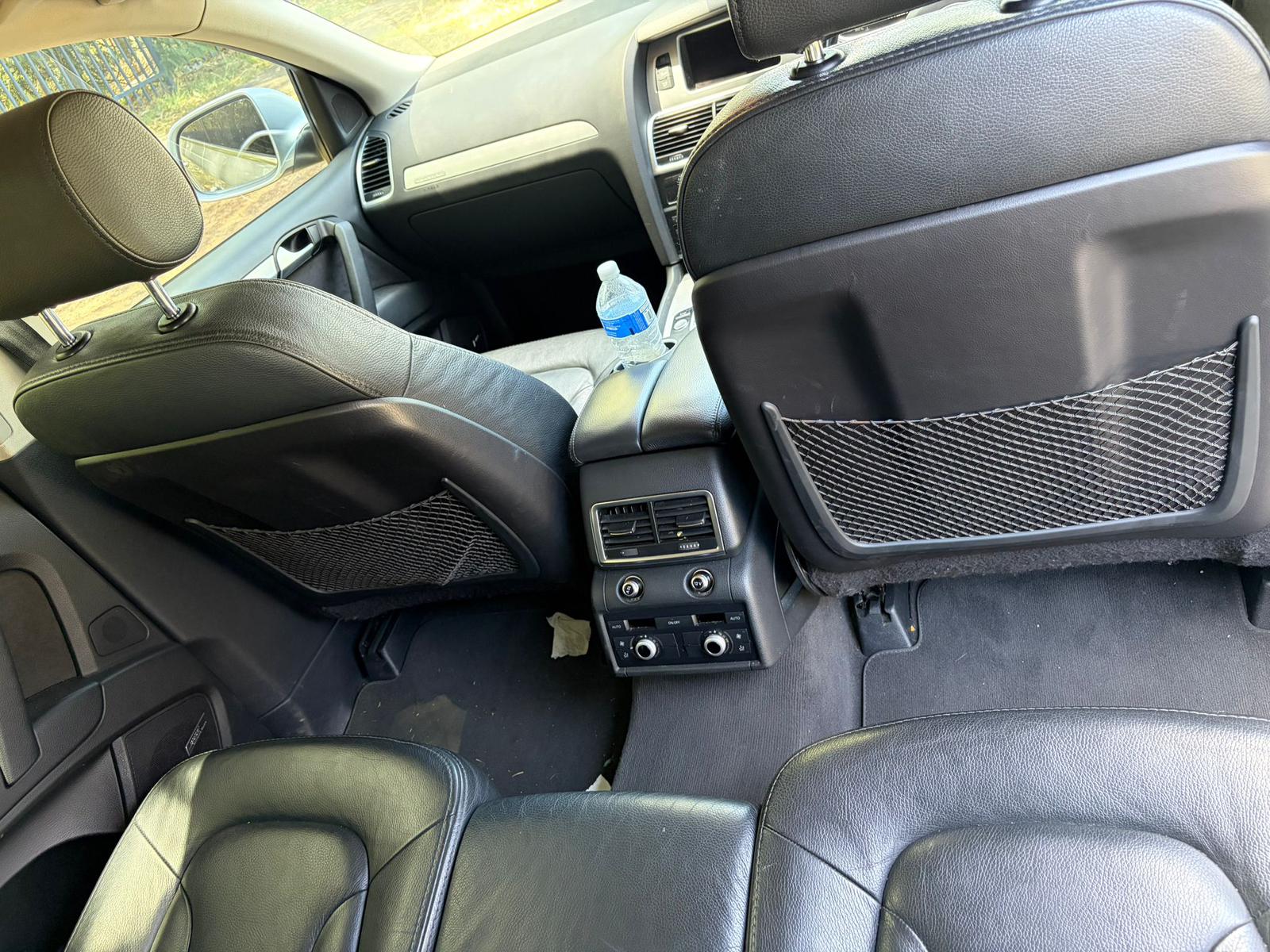 
								Audi Q7 full									