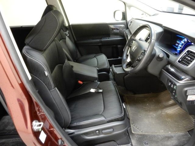 
								Honda Odyssey Hrbrid full									