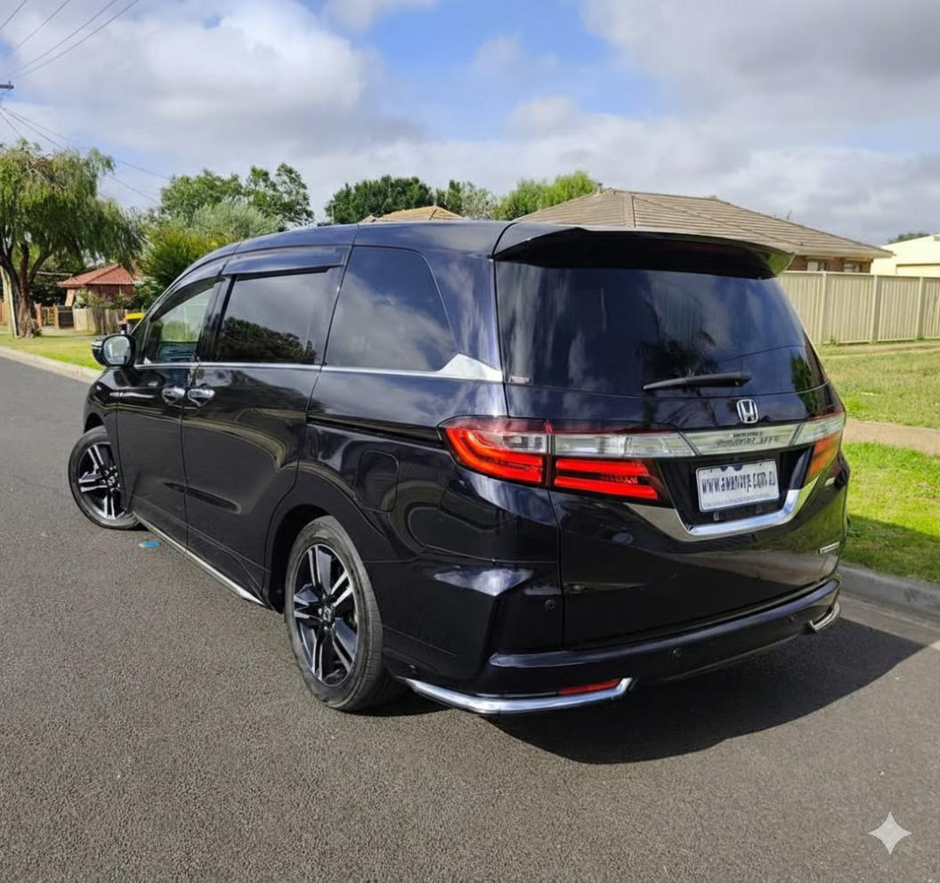 
								Honda(odyssey Absolute S ex package leather) full									